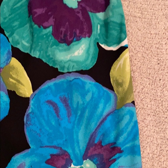 Women’s AB Studio Dress - Picture 3 of 8